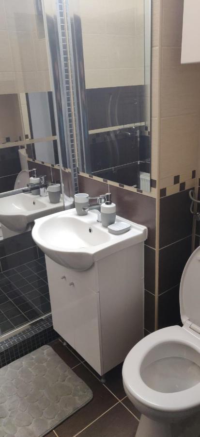 Home Apartament Brassó Kültér fotó